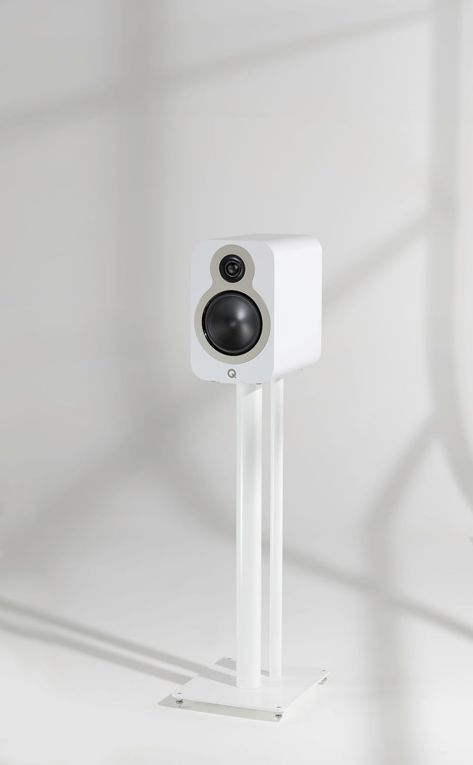 Q Acoustics 3020c Bookshelf Speakers Pair – Claro Walnut, 2-Way Reflex, 4.75" Bass Driver, 0.9" Tweeter, Passive Stereo Speakers for Home Theater