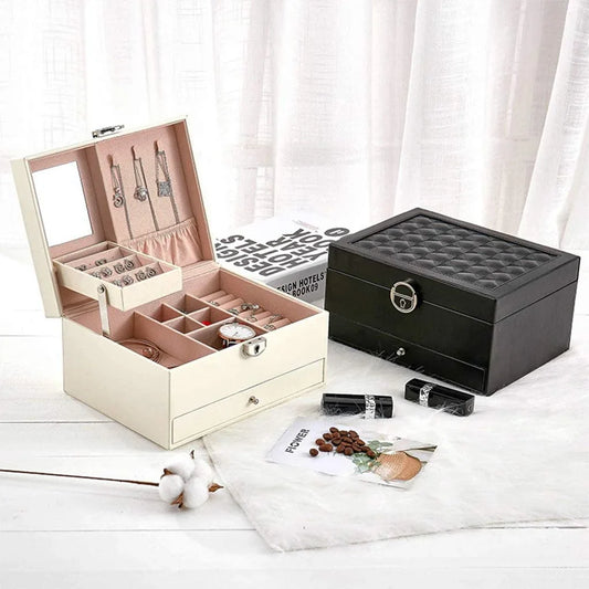 Luxury Velvet Jewelry Box – Compact, Elegant & Travel-Friendly